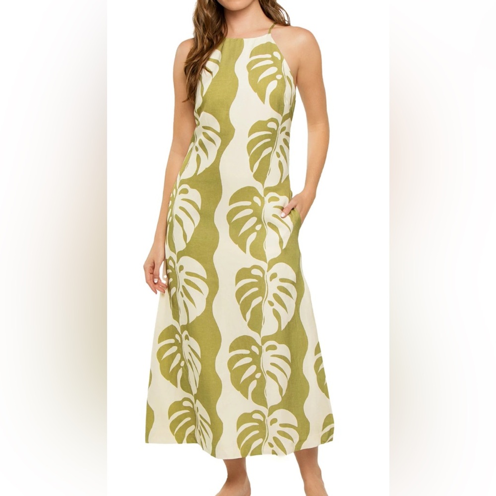 Elegant Green and White Maxi Dress
